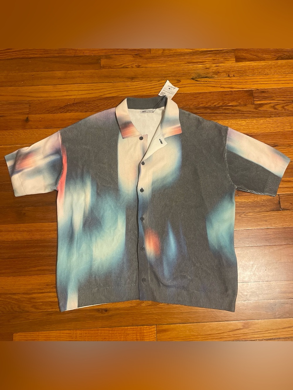 Zara Short-Sleeve Button-Up Shirt — Gray with Blue and Coral Accents
